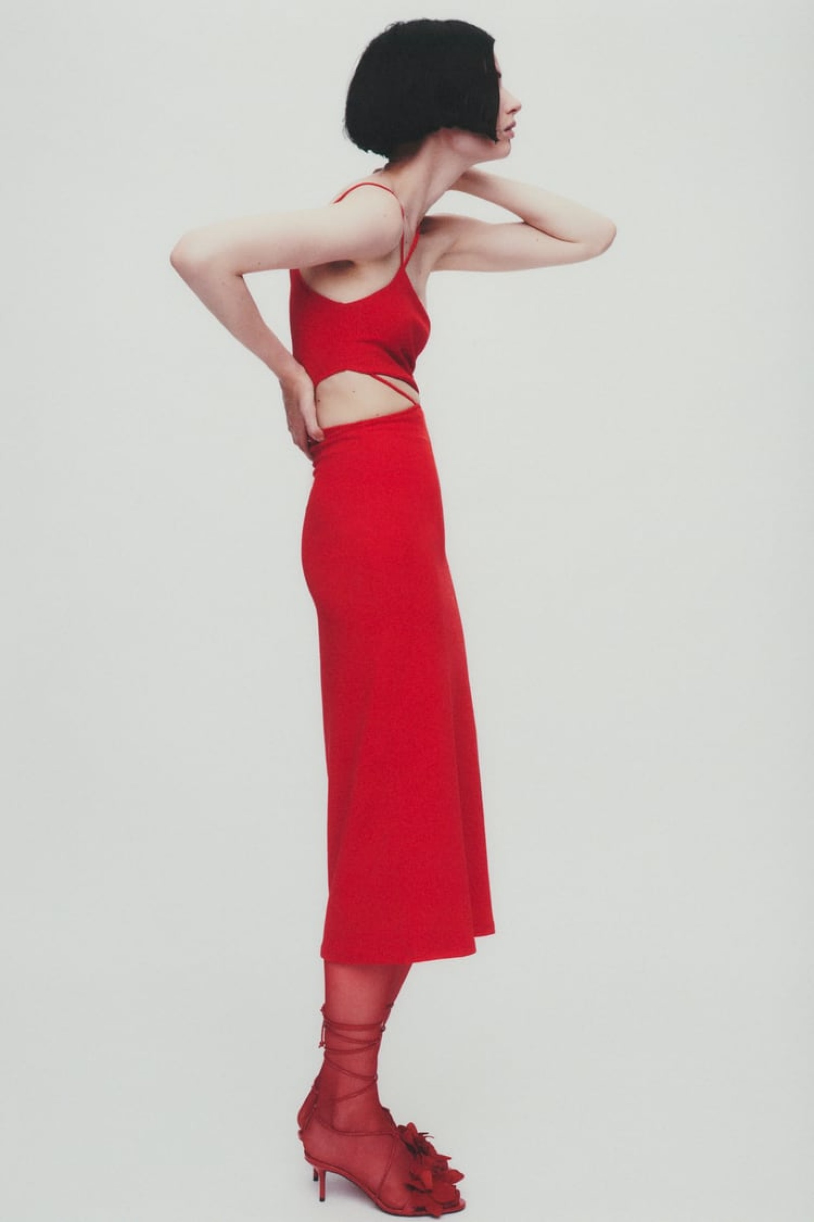 ĐẦM MIDI KHOÉT TẠO KIỂU